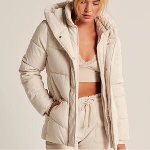 Abercrombie & Fitch Ultra Puffer Jacket